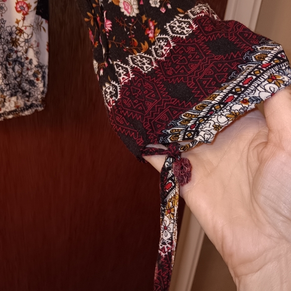 Unbranded~Purple Colorful Floral Tie Neck Long Sleeve Patchwork Peasant Blouse - Picture 5 of 9